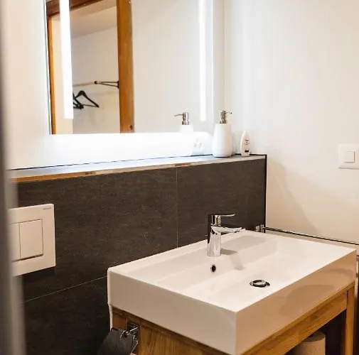 Wunderstay Alpine 403 Centric Balcony/view Διαμέρισμα Νταβός