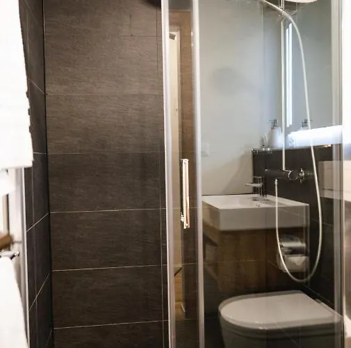 Wunderstay Alpine 403 Centric Balcony/view דאבוס